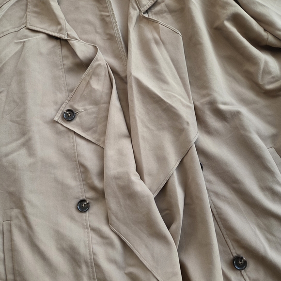 Women's Tan Trench Coat - Picture 5 of 13
